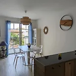 Centre: Beau Duplex T3 3* Avec Balcon, Parking, A Deux Pas De La Et Des Commerces - Fr-1-420-107 アパート *