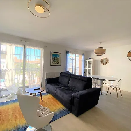 Apartament Centre: Beau Duplex T3 3* Avec Balcon, Parking, A Deux Pas De La Et Des Commerces - Fr-1-420-107 *