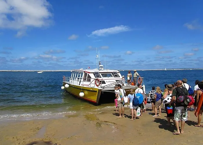 Centre: Beau Duplex T3 3* Avec Balcon, Parking, A Deux Pas De La Et Des Commerces - Fr-1-420-107 Apartament *